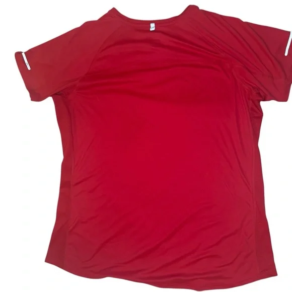 NIKE Red Dri-Fit Running Shirt - Picture 7 of 8